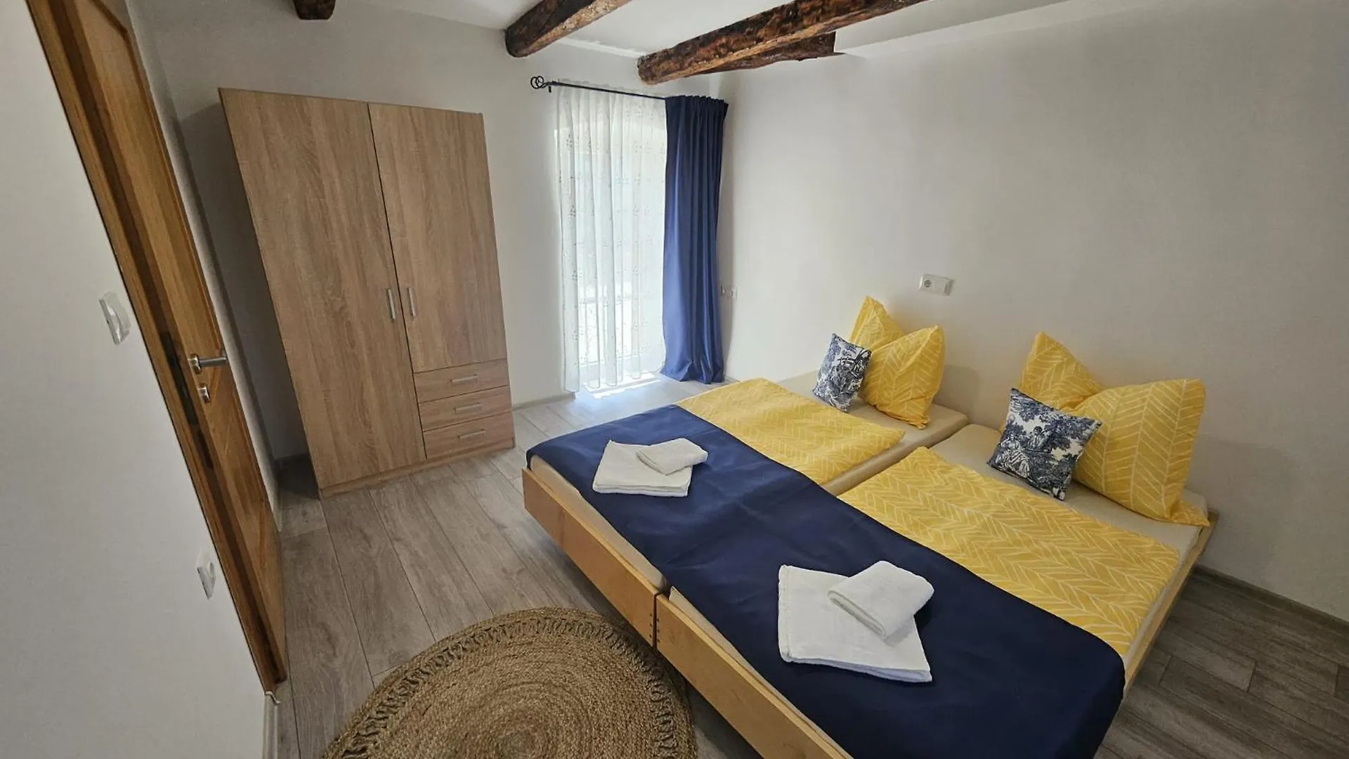Villa Nautia Stone House Milohnici